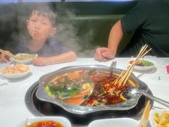 -佰人王串串香火锅(洋珠巷店)