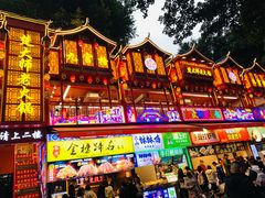 -八一路好吃街(雨田商务大厦店)