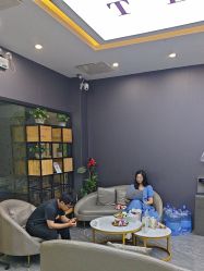 -藤野造型烫染·漂发