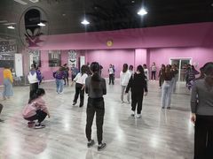 -零下舞度·街舞连锁机构(万科中心店)