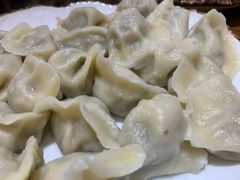 -东来菜馆•手抓海鲜家常菜•海鲜锅贴(鸽子窝店)