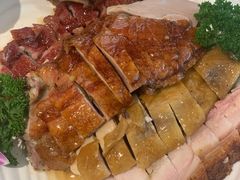 烧腊四拼-香港新发烧腊茶餐厅(书城店)