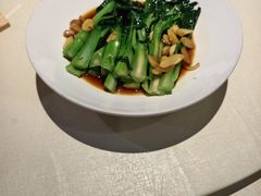 -车之谷·汽车文化主题餐厅(汽开店)