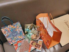 -VENCHI 闻绮(北京国贸商城店)