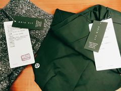 -lululemon(上海浦东IFC店)