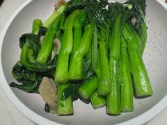 猪油渣炒菜心-陶陶居酒家(新天地店)