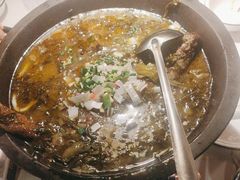 -小凤庭·地道湖北菜武昌鱼·藕汤(38年黄鹤楼店)