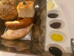 -龙虾酒吧扒房(宁波香格里拉店)