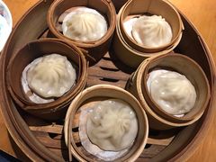 鸡汁鲜肉小笼汤包-南小馆(迪士尼小镇店)