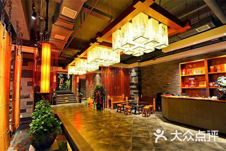 麒麟胖哥火锅食府大堂图片 - 第16张