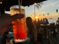 -Sunset Bar(丹绒亚路香格里拉店)