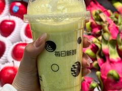 -每日新鲜水果吧(芮欧百货店)