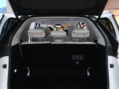 -小鹏汽车体验中心(苏州龙湖狮山天街店)