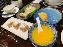 -广州中心皇冠假日酒店·百粤楼