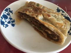 -溢心园香河肉饼总店