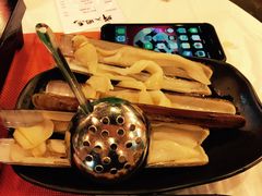 -鲜入围煮花胶鸡海鲜火锅