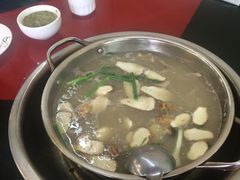 -老石黑山羊毛驴肉火锅(金凯广场店)