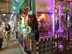 -席娜卡琳火车铁道夜市