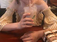 -Cha Café and Bistro