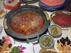 -爱你您·自家鱼塘·活水喷泉鱼火锅(八里店)