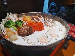 -魔丼屋(日月光店)