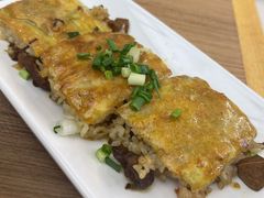 -王拐拐热干面·武汉三鲜豆皮(徐家汇店)