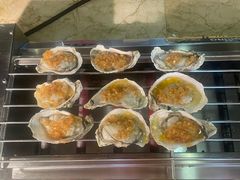 -大中华希尔顿酒店-念自助餐·嗨啤·小龙虾
