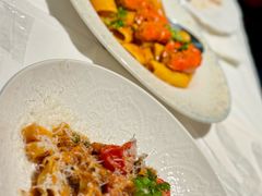 -LESCEDARS Brasserie Bistro香柏树