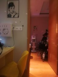 -菲秀家科技美颜SPA生活馆