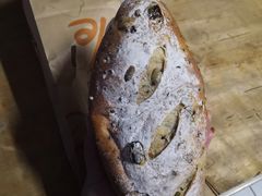 干果乳酪面包-欧式面包坊(青岛万象城店)
