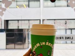 栀子花梨香拿铁-Seesaw Coffee(上生新所店)