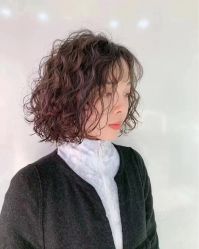 -BULB STUDIO 巴柏明星发型工作室