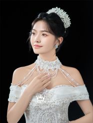 点击看大图 -艾拉·女王婚纱礼服馆