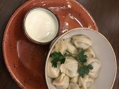 蘑菇饺子-Lozhki-ploshki