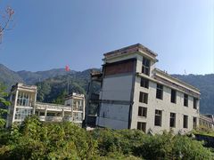-四川汶川特大地震漩口中学遗址