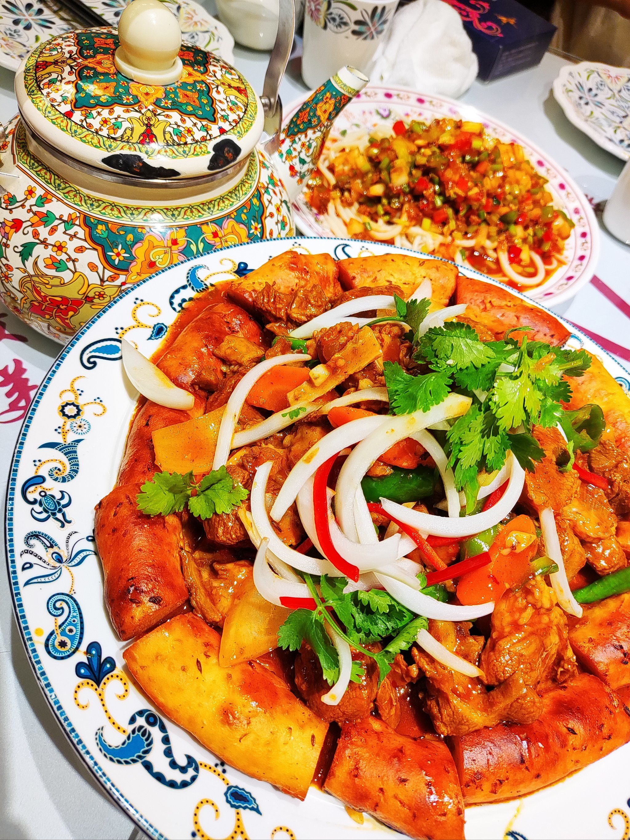 馕包肉!大盘鸡!这家新疆菜绝了