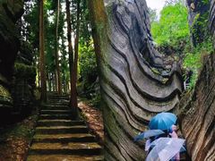 -梭布垭石林景区