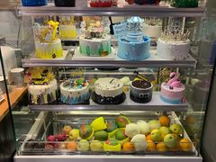 -焙丽拾光(麦凯乐直营店)