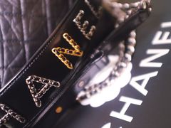 -CHANEL(恒隆广场店)