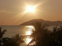 -日落吧·海景咖啡厅·餐酒吧·鸡尾酒·下午茶·乐队表演·浪漫夕阳·三亚文华东方酒店
