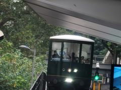 -山顶缆车