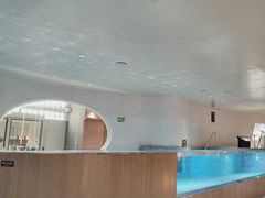 -涨巢·潮玩水疗局