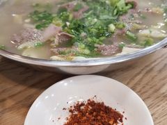 -杨三孃跷脚牛肉(美洲花园店)