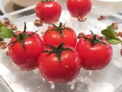 番茄脆菇沙拉-小大董·烤鸭(观景餐厅·南京西路店)