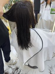 -虫二·专注健康烫染沙龙