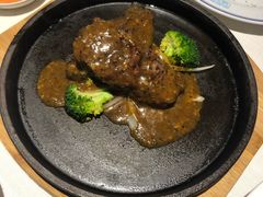 燃焰朗姆牛排-俄士厨房(万松园店)