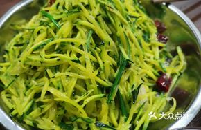 Stir-fried Cucumber Strips