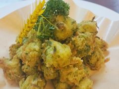 -阿瓦山寨·湘菜现炒·剁椒鱼头王(咸阳总店)