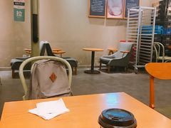 奶油号角-多乐之日(华贸天地店)