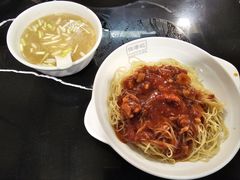 炸酱捞面-伍湛记 · 广州老字号(龙津中路店)